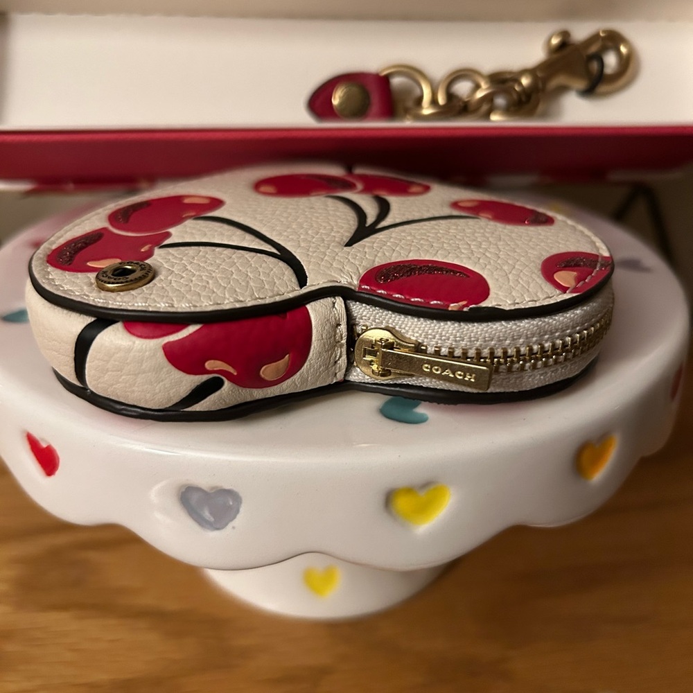 Coach Boxed Cherry Print Coin Purse NWT - Picture 2 of 8